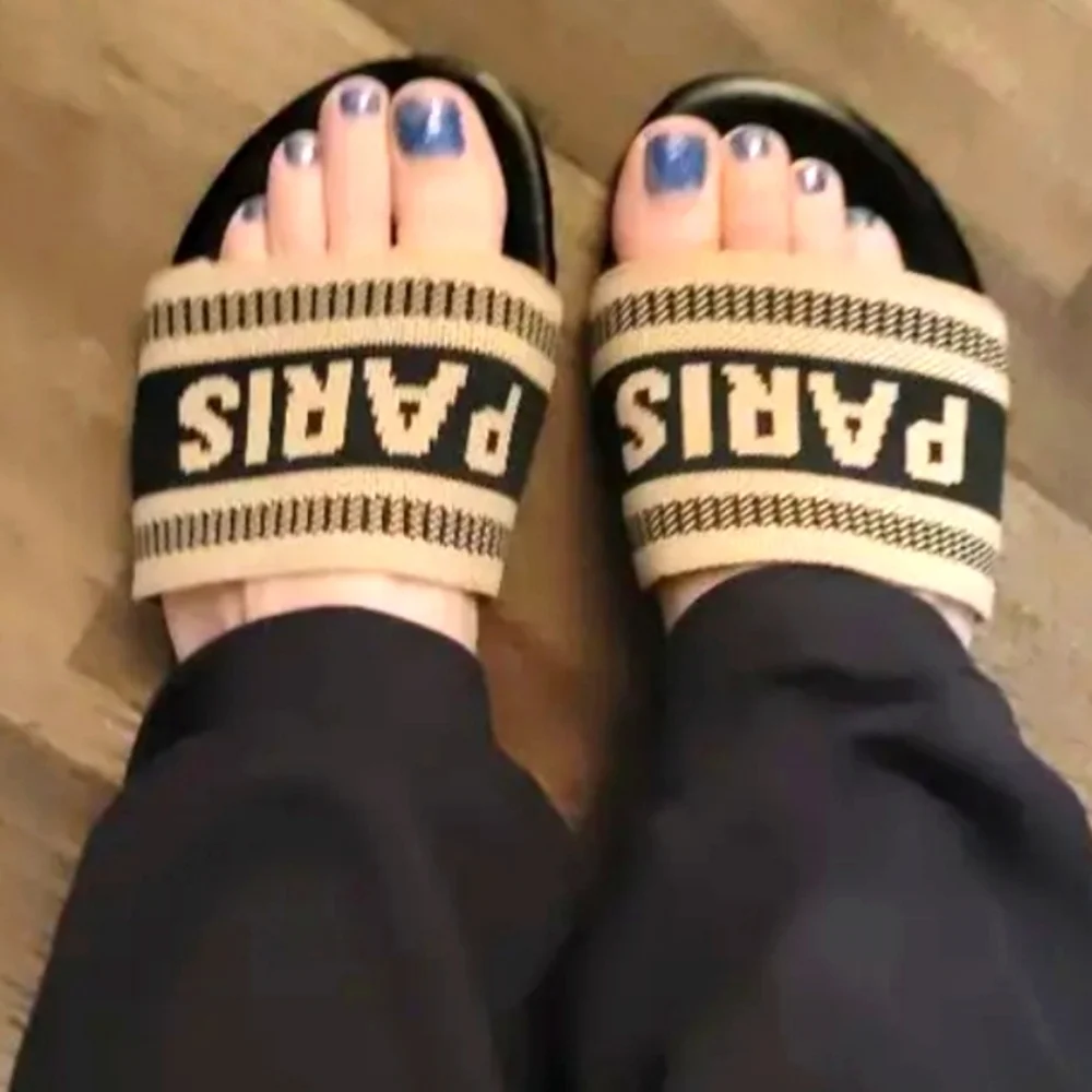 Stylish Black and Brown Slide Sandals